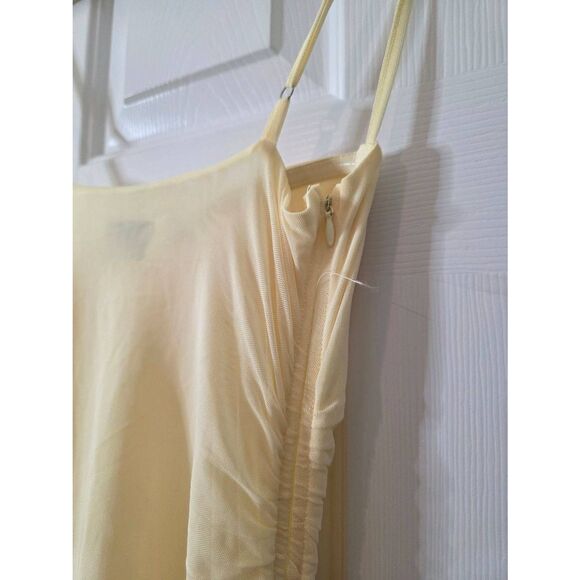 Peppermayo Exclusive - Romy Maxi Dress - Yellow US 6 $105 - Picture 9 of 10